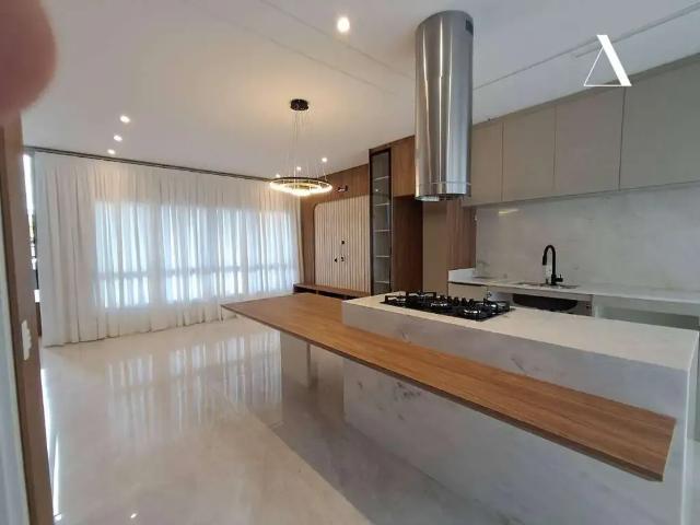 Casa / Sobrado em Condomínio para Locação em Joinville/SC Glória 3 Quartos