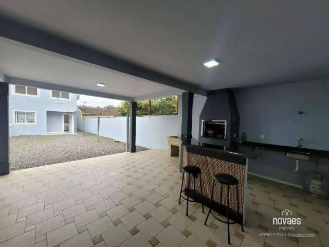 Casa / Sobrado em Condomínio para Locação em Joinville/SC Saguaçu 3 Quartos