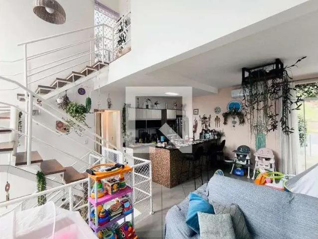 Casa / Sobrado em Condomínio para Locação em Jundiaí/SP Caxambu 2 Quartos