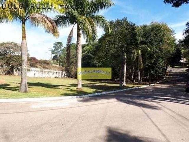 Casa / Sobrado em Condomínio para Locação em Jundiaí/SP Jardim Caxambu 3 Quartos