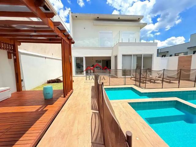 Casa / Sobrado em Condomínio para Locação em Jundiaí/SP Jardim das Samambaias 4 Quartos