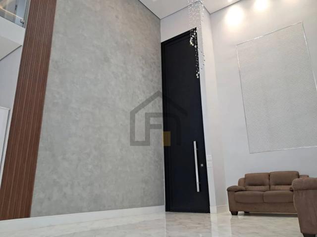Casa / Sobrado em Condomínio para Locação em Jundiaí/SP Jardim das Samambaias 4 Quartos
