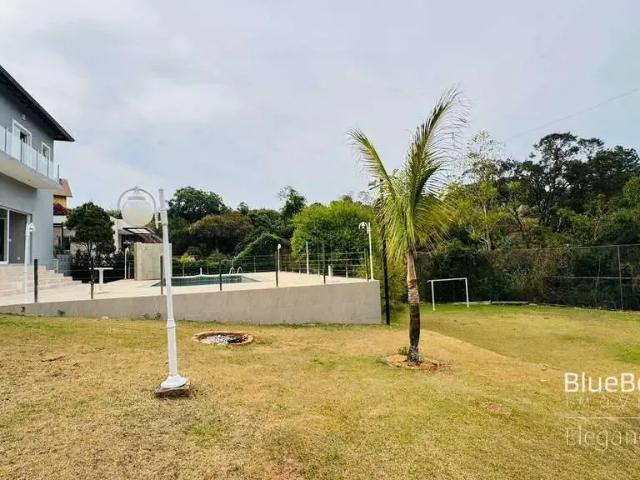 Casa / Sobrado em Condomínio para Locação em Jundiaí/SP Vila Virgínia 4 Quartos