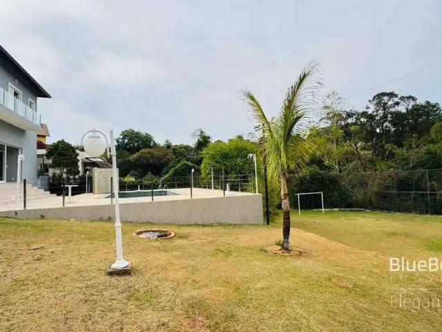Casa / Sobrado em Condomínio para Locação em Jundiaí/SP Vila Virgínia 4 Quartos