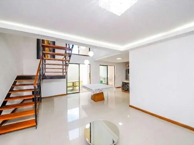 Casa / Sobrado em Condomínio para Locação em Juiz de Fora/MG Parque Jardim da Serra 3 Quartos