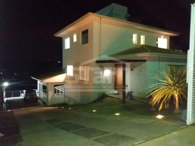 Casa / Sobrado em Condomínio para Locação em Lagoa Santa/MG Condados da Lagoa 4 Quartos