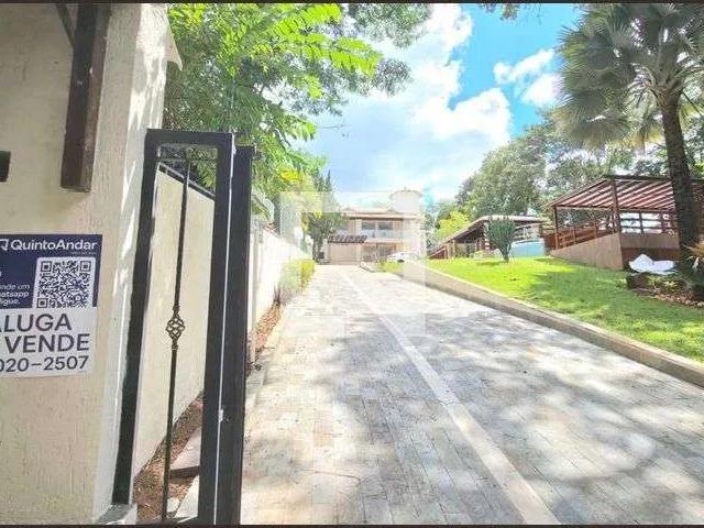Casa / Sobrado em Condomínio para Locação em Lagoa Santa/MG Condados da Lagoa 6 Quartos