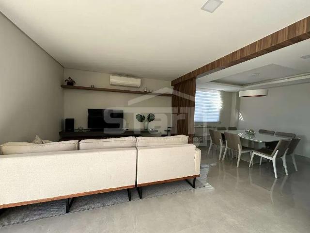 Casa / Sobrado em Condomínio para Locação em Lagoa Santa/MG Condomínio Mountain Village 4 Quartos