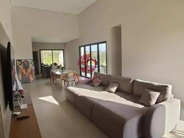Casa / Sobrado em Condomínio para Locação em Lagoa Santa/MG Condomínio Real Mont Ville 4 Quartos