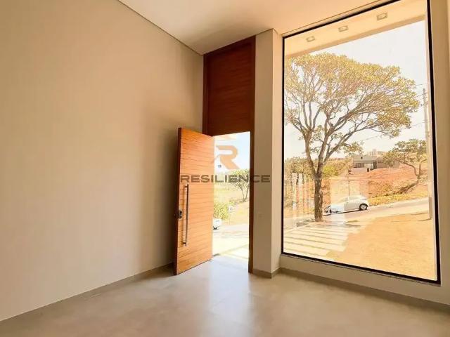 Casa / Sobrado em Condomínio para Locação em Lagoa Santa/MG Condomínio Real Mont Ville 4 Quartos