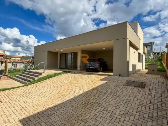 Casa / Sobrado em Condomínio para Locação em Lagoa Santa/MG Gran Royalle 4 Quartos