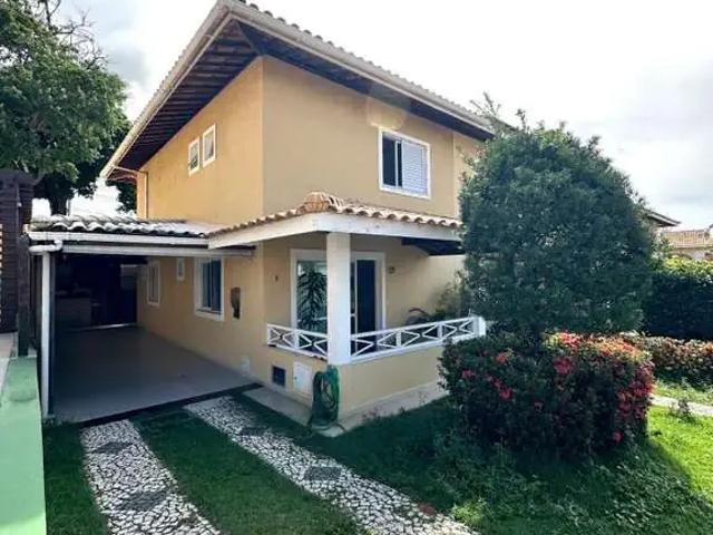 Casa / Sobrado em Condomínio para Locação em Lauro de Freitas/BA Centro 4 Quartos
