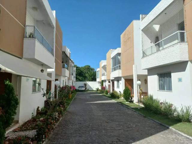 Casa / Sobrado em Condomínio para Locação em Lauro de Freitas/BA Buraquinho 4 Quartos