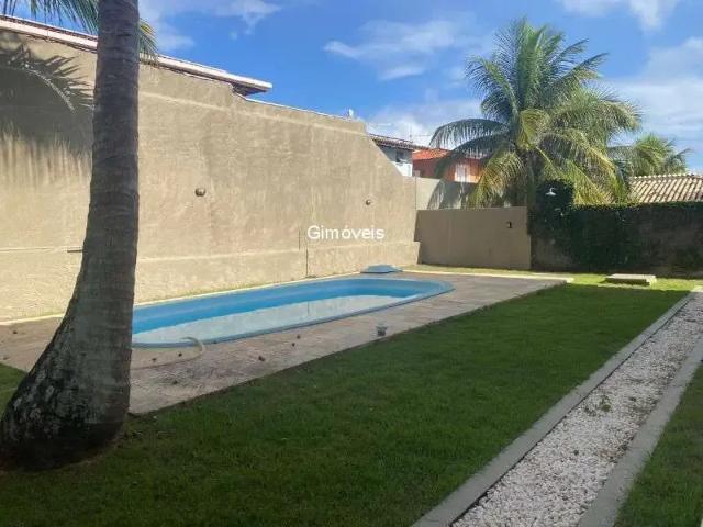 Casa / Sobrado em Condomínio para Locação em Lauro de Freitas/BA Buraquinho 4 Quartos