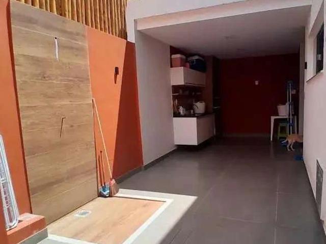 Casa / Sobrado em Condomínio para Locação em Lauro de Freitas/BA Buraquinho 4 Quartos