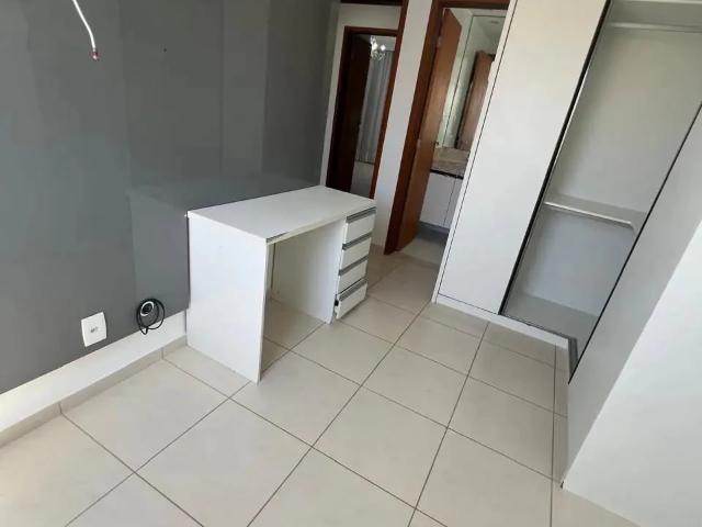 Casa / Sobrado em Condomínio para Locação em Lauro de Freitas/BA Buraquinho 4 Quartos