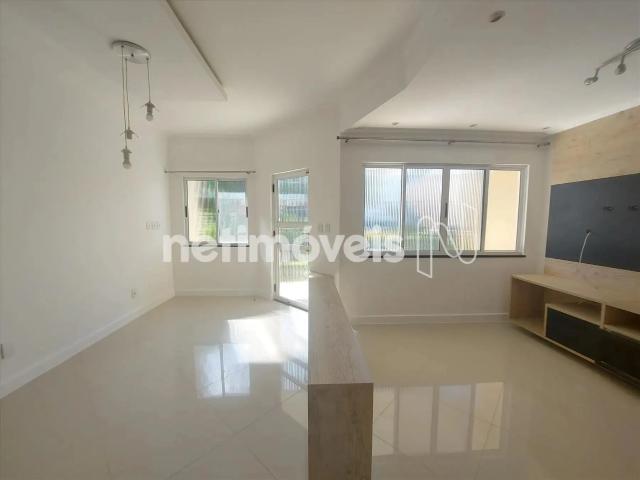 Casa / Sobrado em Condomínio para Locação em Lauro de Freitas/BA Buraquinho 4 Quartos