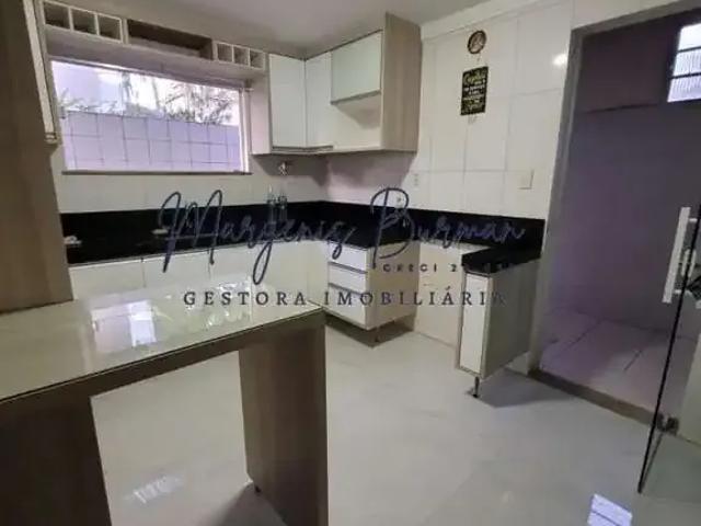 Casa / Sobrado em Condomínio para Locação em Lauro de Freitas/BA Buraquinho 4 Quartos