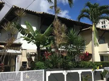Casa / Sobrado em Condomínio para Locação em Lauro de Freitas/BA Buraquinho 4 Quartos