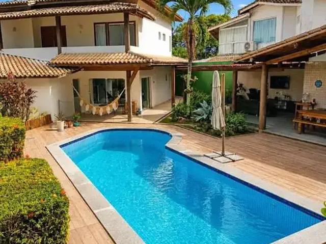 Casa / Sobrado em Condomínio para Locação em Lauro de Freitas/BA Buraquinho 5 Quartos