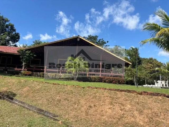 Casa / Sobrado em Condomínio para Locação em Lauro de Freitas/BA Encontro das Águas 4 Quartos