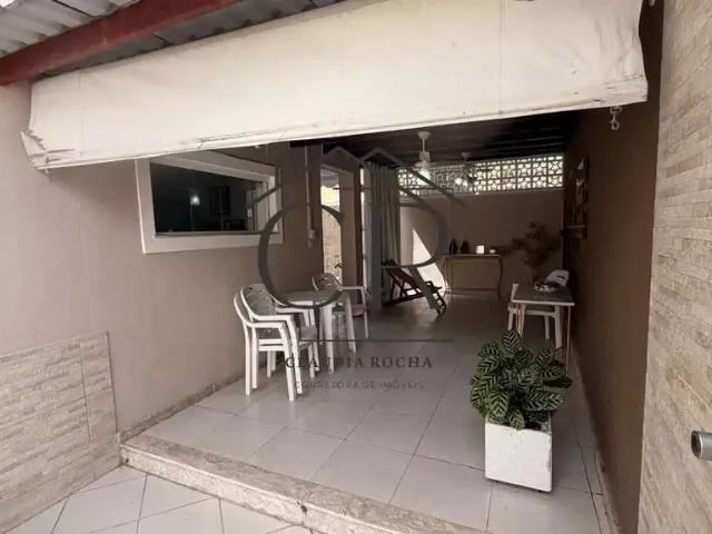 Casa / Sobrado em Condomínio para Locação em Lauro de Freitas/BA Ipitanga 4 Quartos