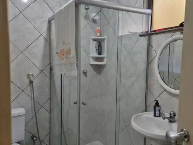 Casa / Sobrado em Condomínio para Locação em Lauro de Freitas/BA Jardim Carapina 5 Quartos