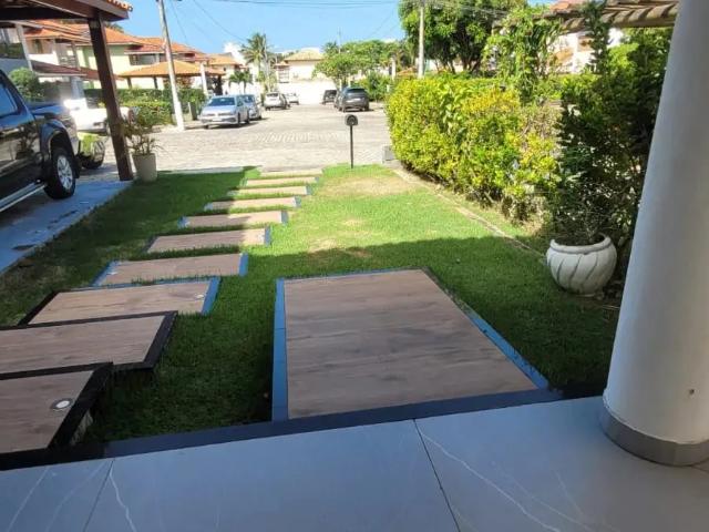 Casa / Sobrado em Condomínio para Locação em Lauro de Freitas/BA Portão do Sol 5 Quartos