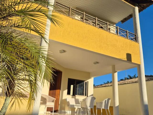 Casa / Sobrado em Condomínio para Locação em Lauro de Freitas/BA Portão 5 Quartos
