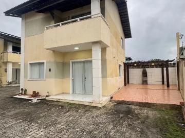 Casa / Sobrado em Condomínio para Locação em Lauro de Freitas/BA Pitangueiras 3 Quartos