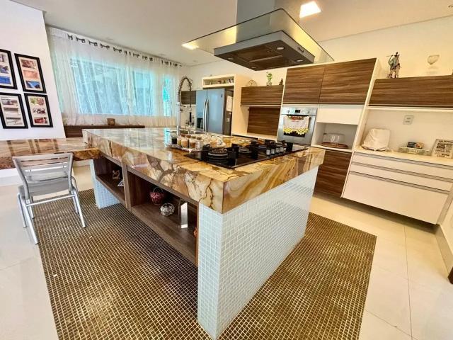 Casa / Sobrado em Condomínio para Locação em Lauro de Freitas/BA Vilas do Atlantico 4 Quartos