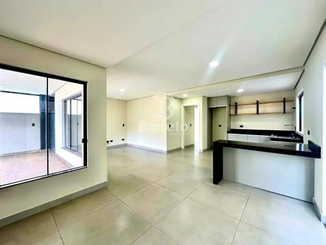Casa / Sobrado em Condomínio para Locação em Londrina/PR Conjunto Habitacional Alexandre Urbanas 3 Quartos