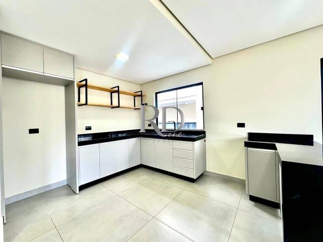 Casa / Sobrado em Condomínio para Locação em Londrina/PR Conjunto Habitacional Alexandre Urbanas 3 Quartos