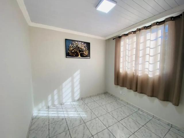 Casa / Sobrado em Condomínio para Locação em Londrina/PR Jardim Morumbi 3 Quartos