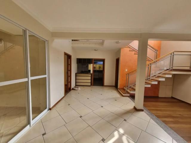 Casa / Sobrado em Condomínio para Locação em Londrina/PR Parque Residencial Alcântara 3 Quartos