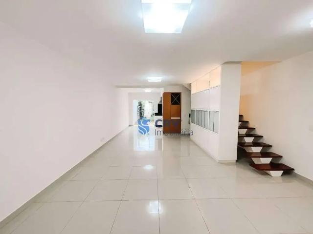 Casa / Sobrado em Condomínio para Locação em Londrina/PR Vale dos Tucanos 3 Quartos
