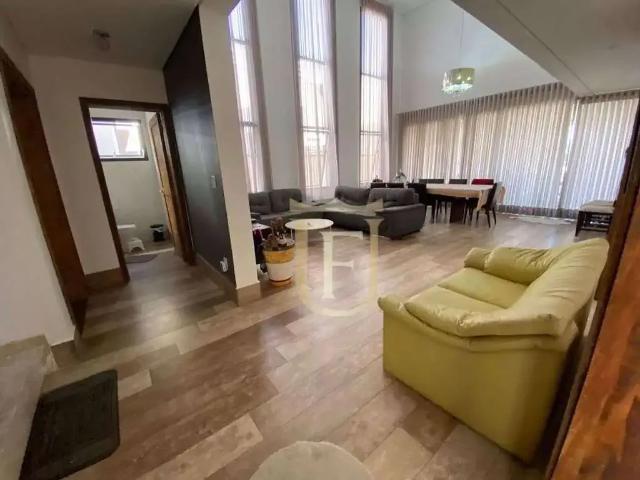 Casa / Sobrado em Condomínio para Locação em Louveira/SP Engenho Seco 4 Quartos