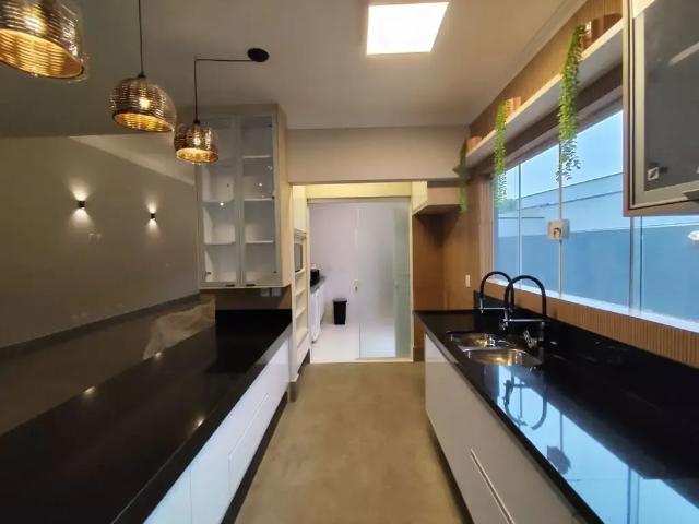 Casa / Sobrado em Condomínio para Locação em Louveira/SP Residencial Aziz Louveira 3 Quartos