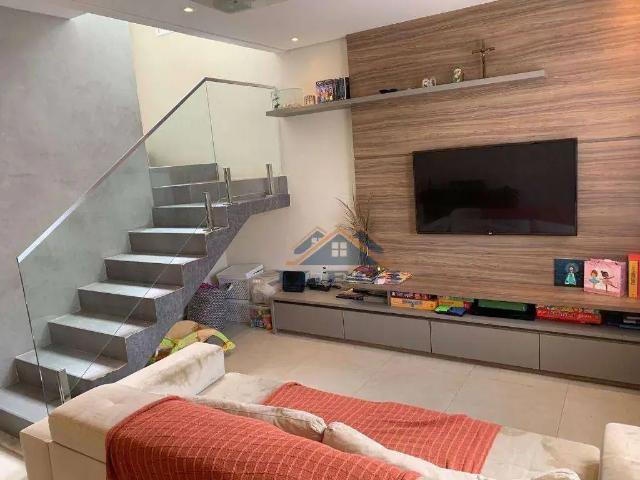 Casa / Sobrado em Condomínio para Locação em Louveira/SP Vila Omizollo 3 Quartos