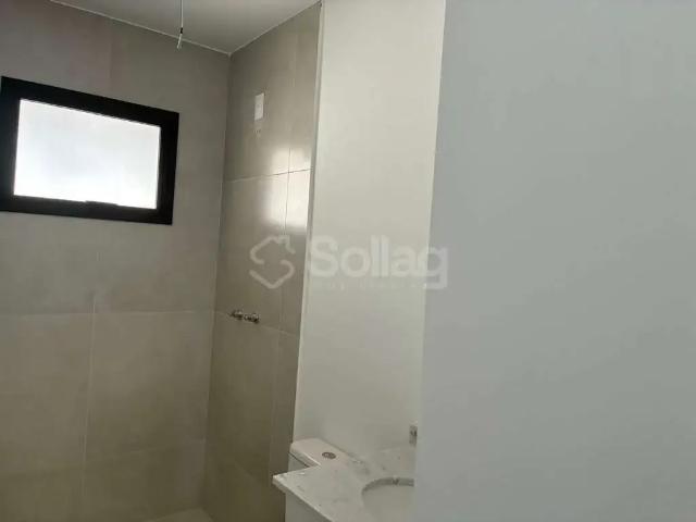 Casa / Sobrado em Condomínio para Locação em Louveira/SP Vila Omizollo 2 Quartos