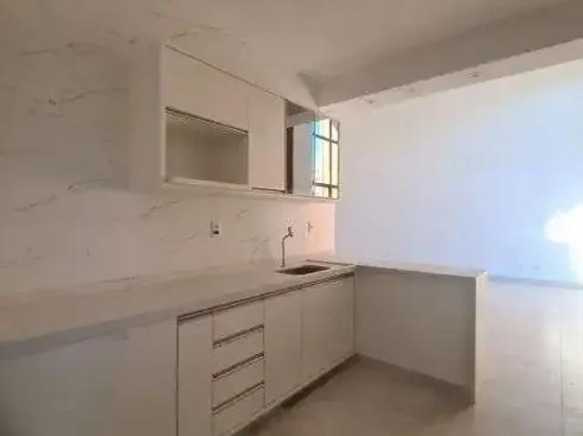 Casa / Sobrado em Condomínio para Locação em Macaé/RJ Lagoa 3 Quartos