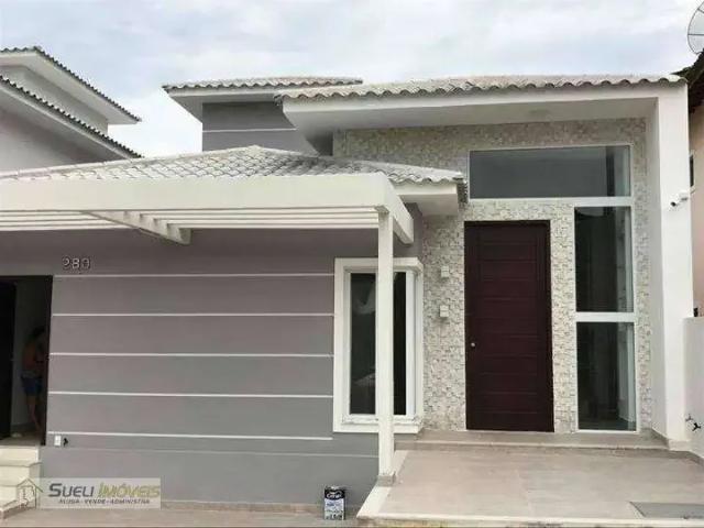 Casa / Sobrado em Condomínio para Locação em Macaé/RJ Vale dos Cristais 4 Quartos