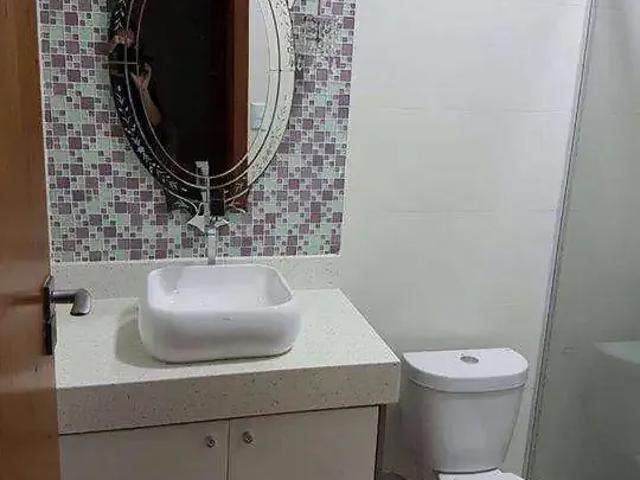 Casa / Sobrado em Condomínio para Locação em Macaé/RJ Vale dos Cristais 4 Quartos