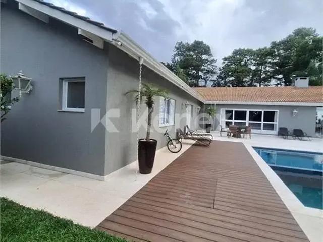 Casa / Sobrado em Condomínio para Locação em Mairiporã/SP Caraguatá 4 Quartos