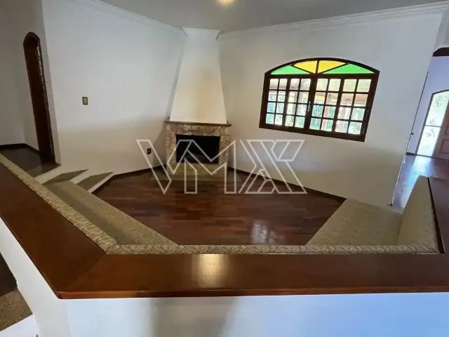 Casa / Sobrado em Condomínio para Locação em Mairiporã/SP Caraguatá 6 Quartos