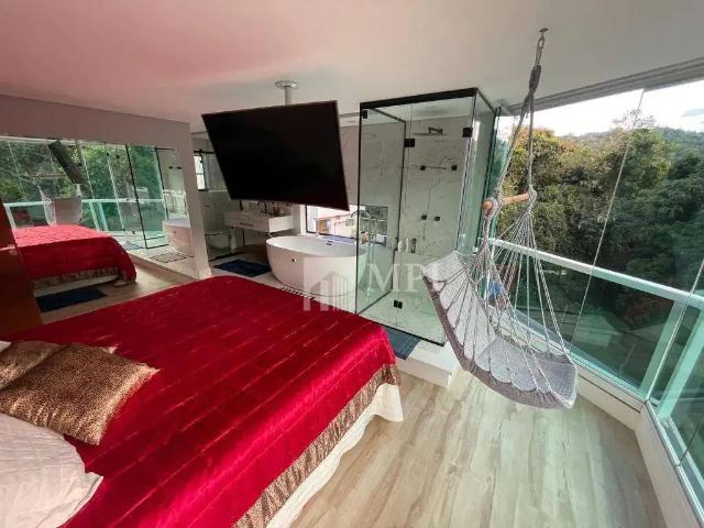 Casa / Sobrado em Condomínio para Locação em Mairiporã/SP Cumbari 4 Quartos
