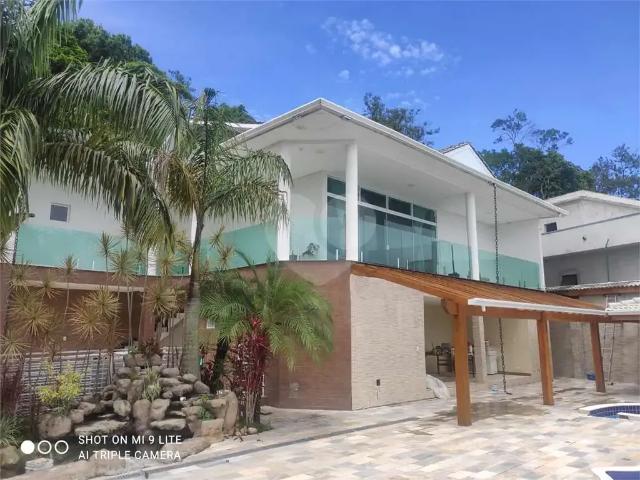 Casa / Sobrado em Condomínio para Locação em Mairiporã/SP Serra da Cantareira 4 Quartos