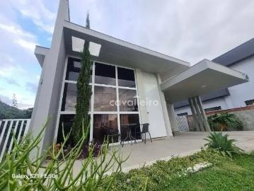 Casa / Sobrado em Condomínio para Locação em Maricá/RJ Ubatiba 3 Quartos