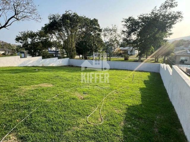 Casa / Sobrado em Condomínio para Locação em Maricá/RJ Ubatiba 4 Quartos