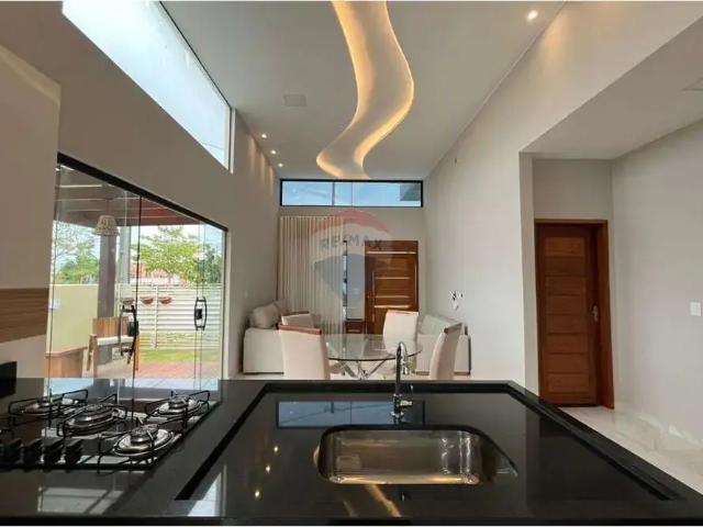 Casa / Sobrado em Condomínio para Locação em Marituba/PA Centro 3 Quartos